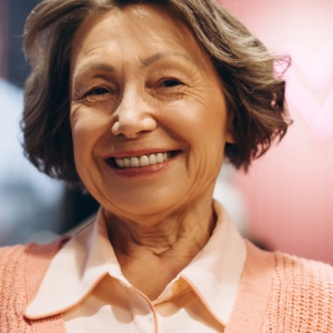 Eva  77 let